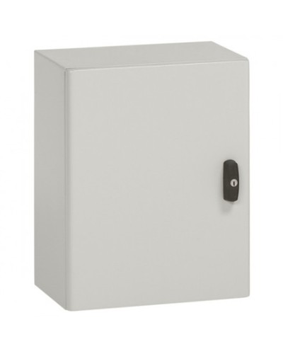 Щит навесной Legrand 035509 в Москве Щиты электрические Pintop.ru